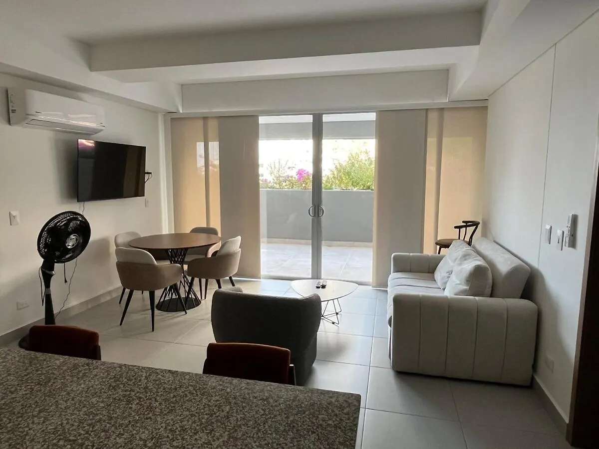 Apartamento En Rodadero Sur Santa Marta